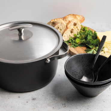 nordic ware 6 qt aluminum dutch oven and lid with stainless steel handles and stainless steel lid and knob